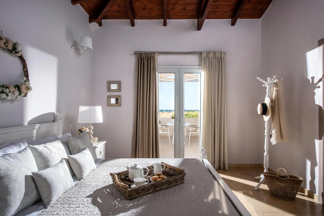 Filothei Beach House With Pool Kalamaki  Extérieur photo
