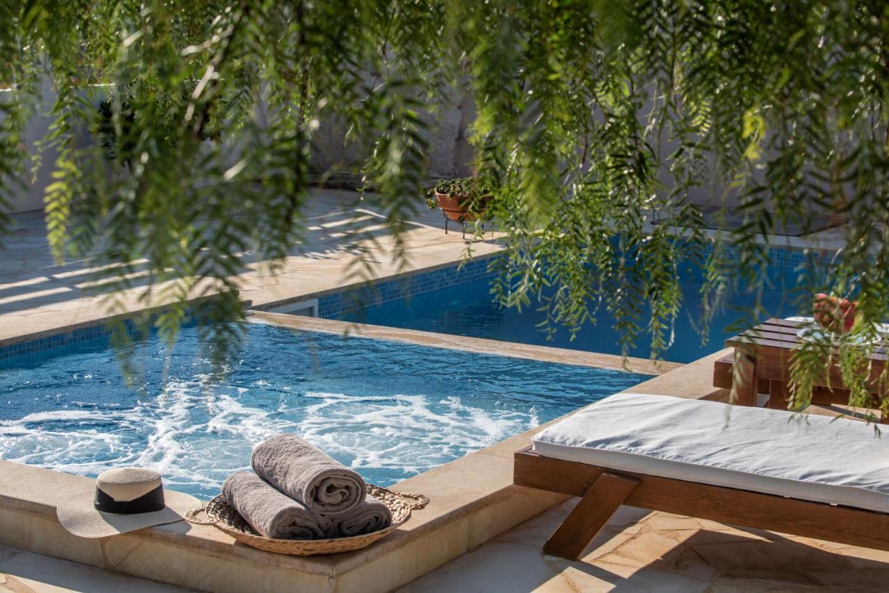 Filothei Beach House With Pool Kalamaki  Extérieur photo